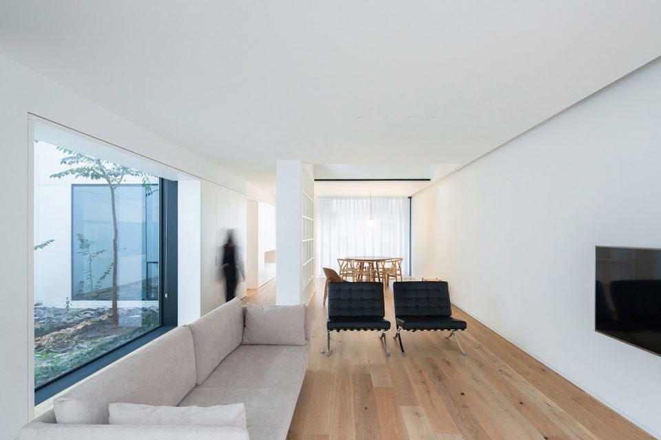 佛山市龍光天宸現代簡約風格別墅裝修案例