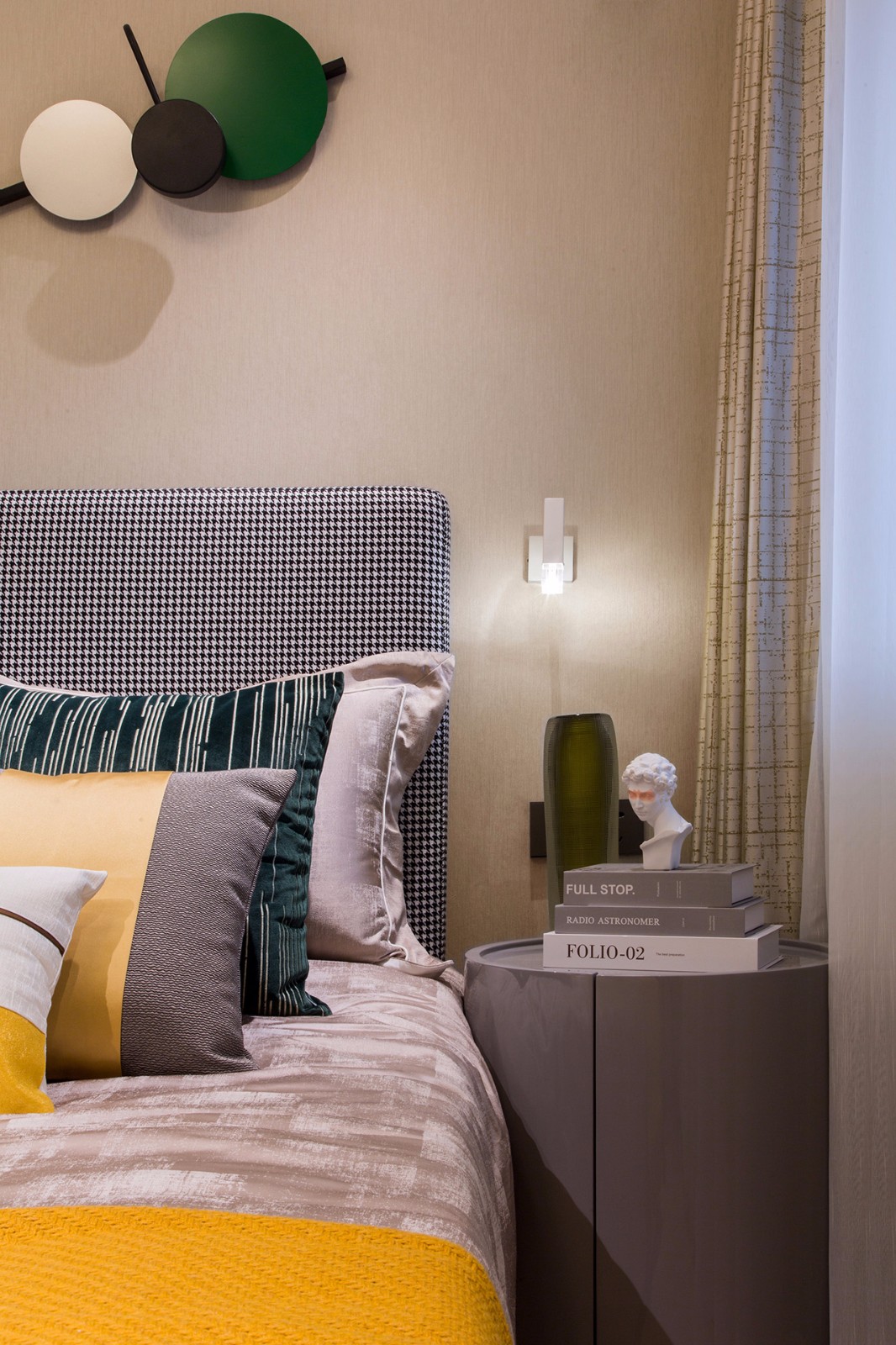 北歐風格家裝設計室內(nèi)裝修效果圖-臥室 北歐風格家裝設計室內(nèi)裝修效果圖-臥室