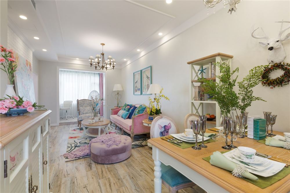 佛山市保利清能和府現(xiàn)代簡約風格二居室裝修案例