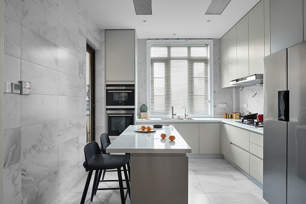 在起風的季節心理向往著柔軟的裝飾設計,平凡地過著舒心的生活-廚房 在起風的季節心理向往著柔軟的裝飾設計,平凡地過著舒心的生活-廚房