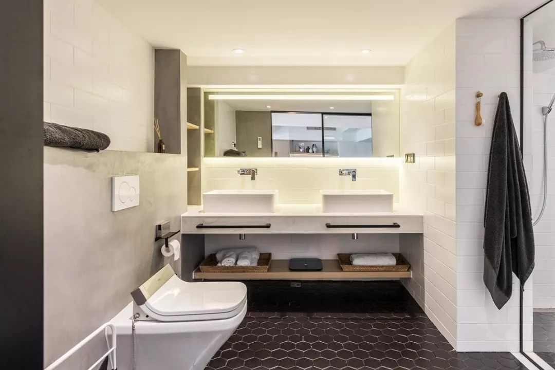 裝修公司現(xiàn)代輕奢風格復(fù)式裝修效果圖-衛(wèi)生間 裝修公司現(xiàn)代輕奢風格復(fù)式裝修效果圖-衛(wèi)生間