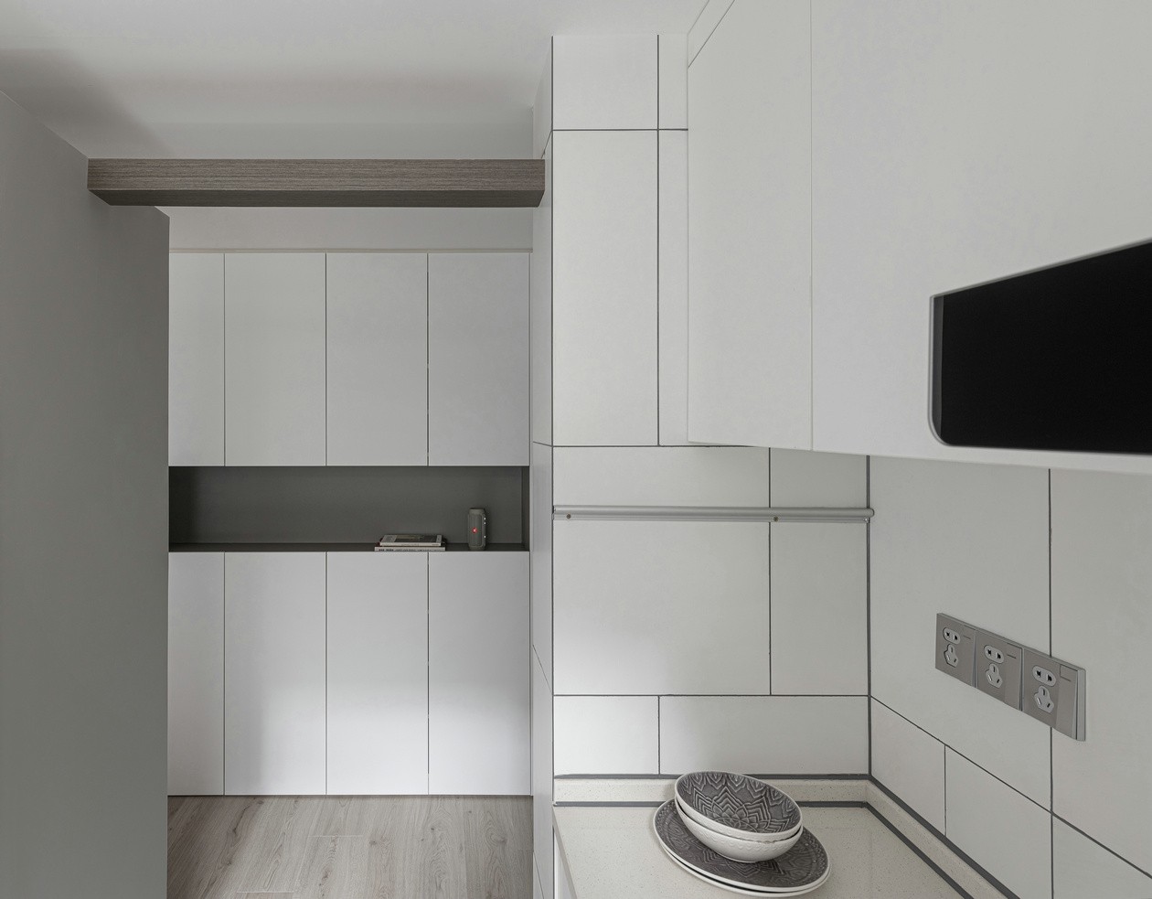 現代極簡風格室內設計家裝案例-玄關 現代極簡風格室內設計家裝案例-玄關