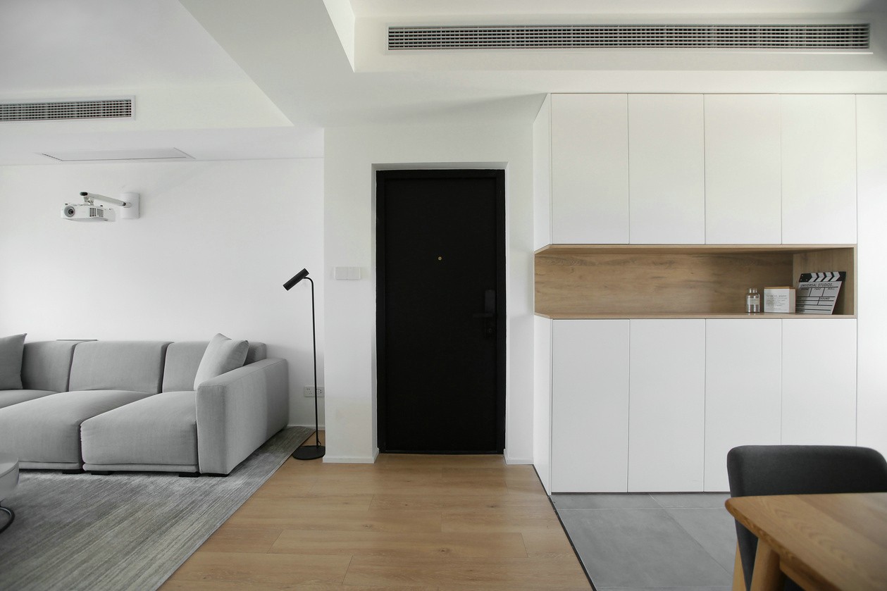 現代簡約原木風格室內家裝案例效果圖-玄關 現代簡約原木風格室內家裝案例效果圖-玄關