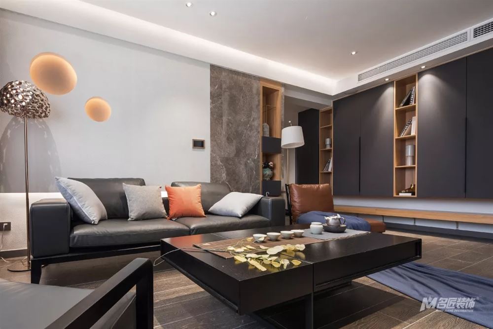 常州市嘉宏·天際輕奢風(fēng)格三居室裝修案例