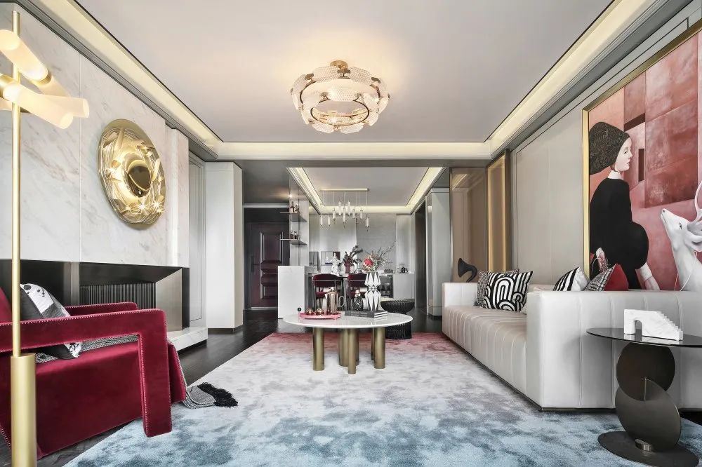 佛山市保利時代天珀歐式風(fēng)格四居室裝修案例