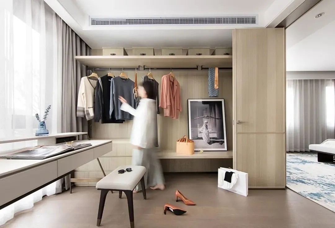現代簡約風格室內設計家裝案例-衣帽間 現代簡約風格室內設計家裝案例-衣帽間