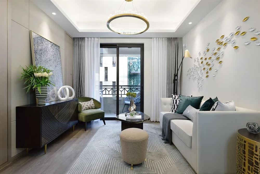 佛山市保利時代天珀現(xiàn)代簡約風(fēng)格三居室裝修案例