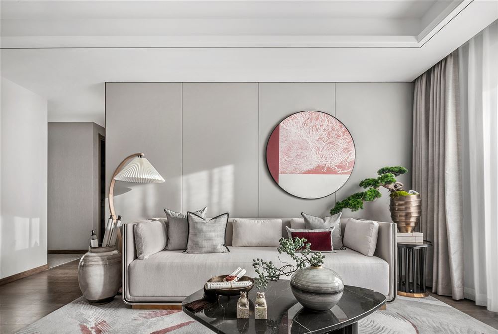 湛江市水木清華輕奢風格三居室裝修案例