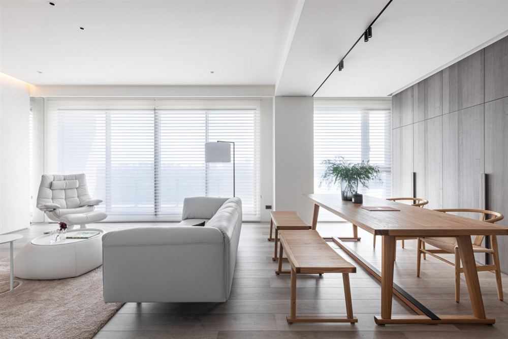 佛山市弘陽德商昕悅府現(xiàn)代簡約風(fēng)格四居室裝修案例