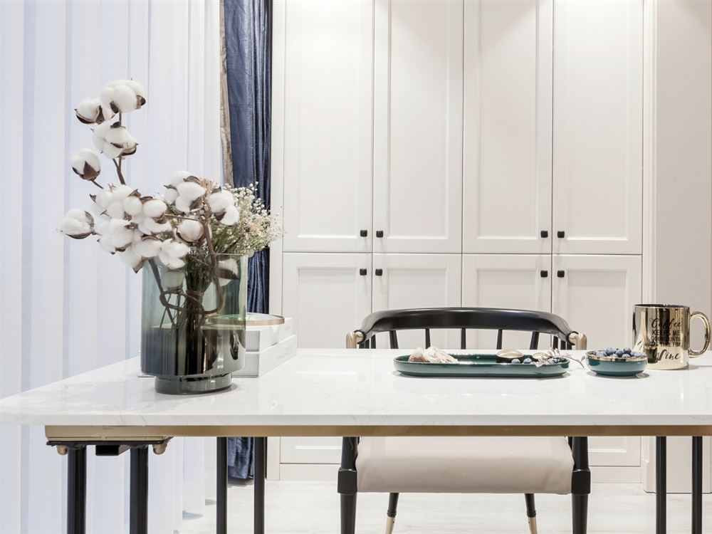 江門市新會(huì)保利西海岸輕奢風(fēng)格三居室裝修案例