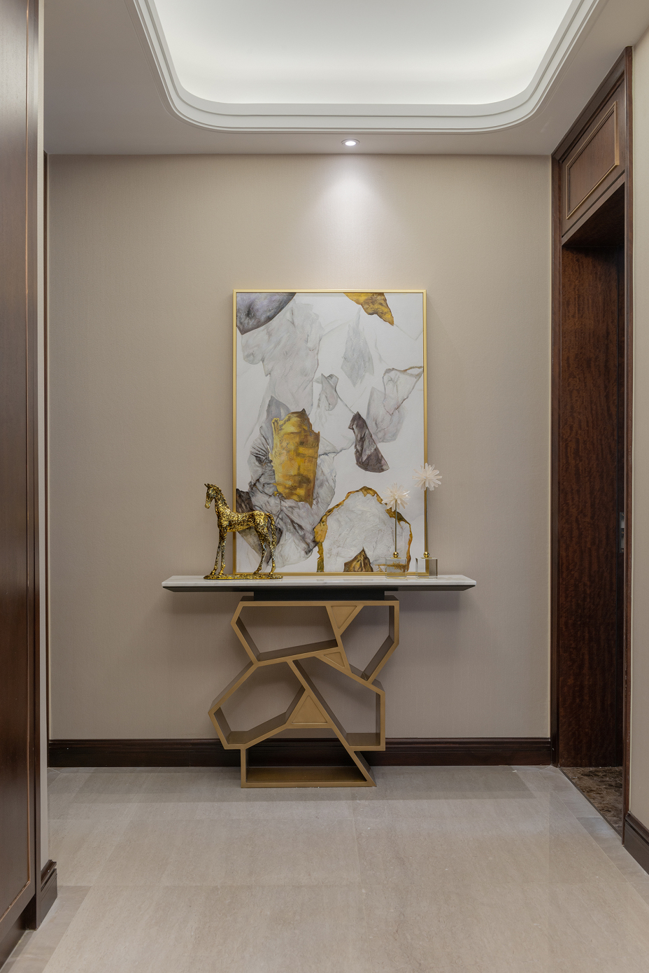 輕奢風格家裝設計室內(nèi)裝修效果圖-走廊 輕奢風格家裝設計室內(nèi)裝修效果圖-走廊