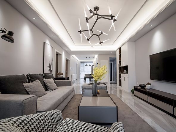 廣州市華景新城現(xiàn)代簡約風(fēng)格三居室裝修案例