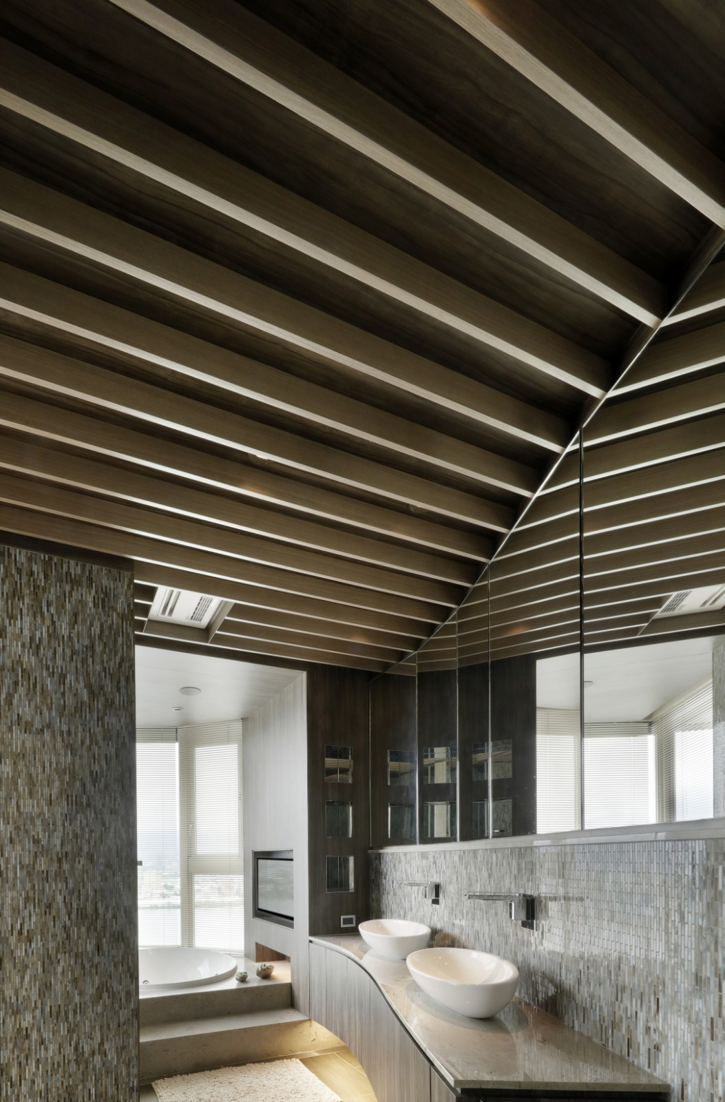 裝修案例現(xiàn)代奢華風格室內裝修效果圖-衛(wèi)生間 裝修案例現(xiàn)代奢華風格室內裝修效果圖-衛(wèi)生間