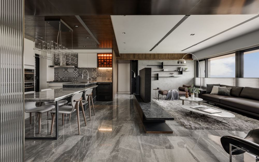 佛山市美的·東樾灣輕奢風格四居室裝修案例