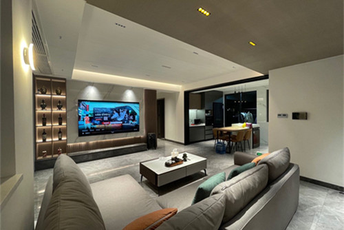 中山市廣聯藍爵花園輕奢風格三居室裝修案例