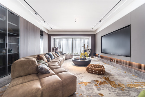 海口市輕工機(jī)械廠宿舍輕奢風(fēng)格四居室裝修案例